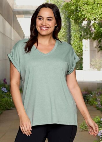 تي شيرت يوجا أنيق للنساء من RBX Active بمقاس كبير ومريح ومسامي للجري والجري وأكمام قصيرة in Kuwait