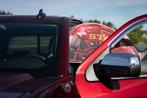 مظلة السيارات بجامعة ولاية أيوا - الأعاصير in Kuwait