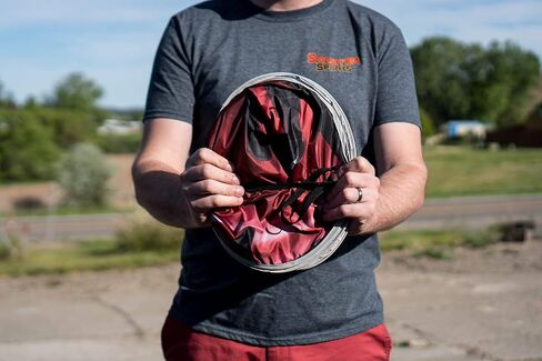 مظلة السيارات بجامعة ولاية أيوا - الأعاصير in Kuwait