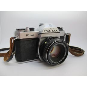 Pentax K1000 Manual Focus SLR Film Camera with Pentax 50mm Lens (Renewed)