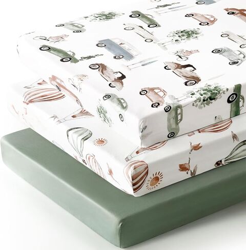 GRSSDER Pack n Play Sheets Fitted 3 Pack، حزمة متماسكة من الجيرسي فائقة النعومة وقابلة للتمدد وملاءات اللعب، مرتبة عالمية محمولة / صغيرة لسرير الأطفال مريحة وآمنة، نمط محايد لطباعة السيارات in Kuwait
