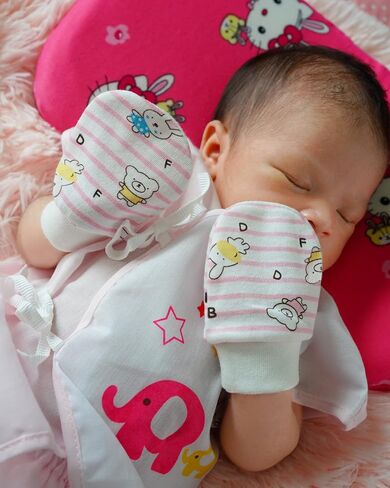 Wrist Tab Baby Mittens 0-6,6-12 Months Organic Cotton for Newborn Baby Boys Girls in Saudi Arabia