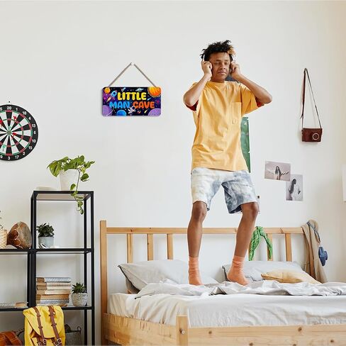 علامة كهف الرجل الصغير للأولاد، شاحنات البناء، لافتة باب خشبية، ديكور جداري، ديكور الحضانة، لافتة تعليق خشبية ريفية، تعليق على الحائط، ديكور غرفة الطفل، ديكور غرفة الأطفال الصغار، ديكور غرفة الألعاب للأولاد in Kuwait