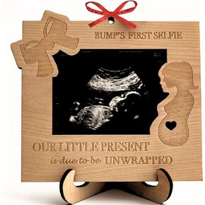 Heart's Sign My 1st Selfie Ultrasound Picture Frame - Mom To Be and Pregnant Mom Gifts | Sonogram Picture Frame | New Mom Gifts For Women Ultrasound Frame