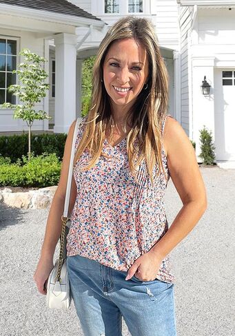 WIHOLL Summer Pleated Tank Tops for Women 2025 Loose Fit V Neck Sleeveless Tops Flowy in Kuwait