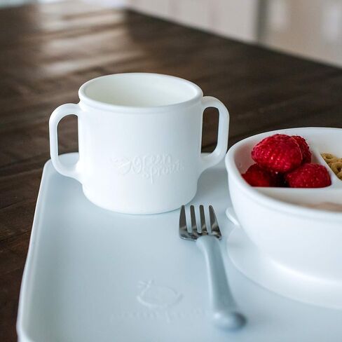 وعاء التعلم للبراعم الخضراء | يساعد الطفل على تطوير مهارات الأكل المستقلة | سيليكون مقاوم للحرارة، قاعدة كوب شفط مع عروة سهلة التحرير، 3 أقسام محددة لقياس الأجزاء، آمنة للاستخدام في غسالة الأطباق in Kuwait