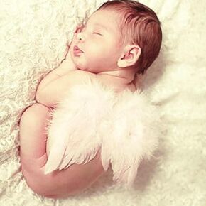 Photo Prop, Suitable for 0-6 Months Newborn Baby, Feathered Angel Wings (X-Small, White)