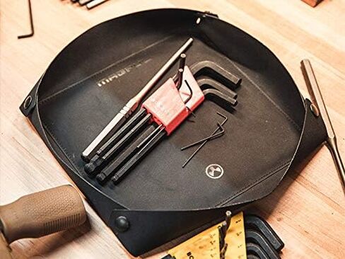 حامل أجزاء مغناطيسية قابلة للطي من Magpul Mapgul DAKA، أرض داكنة مسطحة، صغير in Kuwait