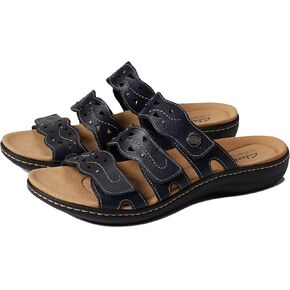 Clarks Women's Laurieann Echo Flat Sandal