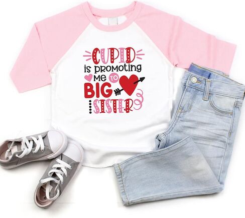 Bump and Beyond Designs Girls تمت ترقيتها إلى قميص الأخت الكبرى لعيد الحب للأطفال الصغار راجلان in Kuwait