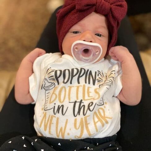 Happy New Years Eve Baby Romper Poppin' Bottles In The New Year Crew Onesie My 1st New Year Girl Boy Bubble Bodysuit (0-6 Months, Poppin' Bottles In The New Year-Short Sleeve Romper) in Saudi Arabia