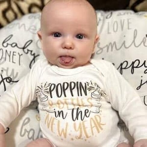 Happy New Years Eve Baby Romper Poppin' Bottles In The New Year Crew Onesie My 1st New Year Girl Boy Bubble Bodysuit (0-6 Months, Poppin' Bottles In The New Year-Short Sleeve Romper) in Saudi Arabia