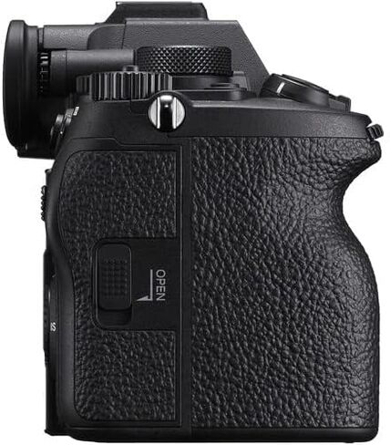 Sony a7R V Full-Frame Mirrorless Camera (ILCE7RM5/B) Bundle with 2 x Extra Battery, Monopod, 64GB SD Card, & More | Sony Alpha a7RV in Saudi Arabia
