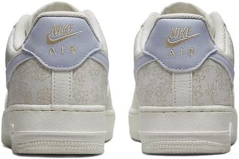 حذاء Nike Air Force 1 SE للسيدات، متعدد الألوان/رمادي شراع لكرة القدم، 5.5 in Saudi Arabia
