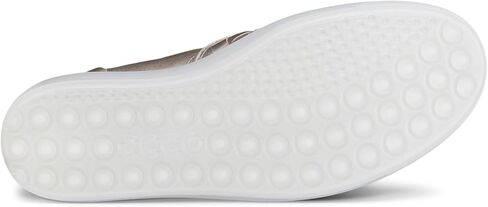 ECCO Women's Soft 7 Woven Slip-on 3.0 Sneaker in Saudi Arabia