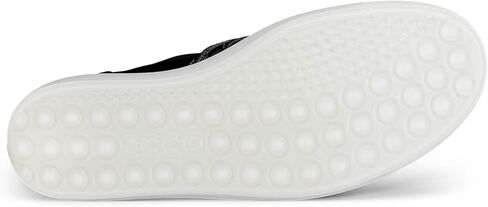 ECCO Women's Soft 7 Woven Slip-on 3.0 Sneaker in Saudi Arabia