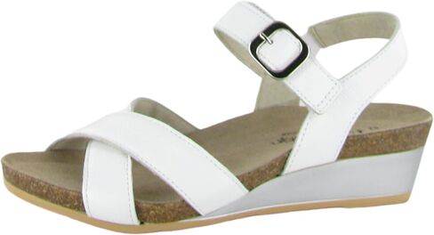 صندل العرش للسيدات من NAOT Footwear in Saudi Arabia