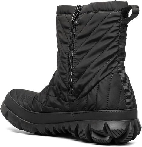 حذاء Snowcata متوسط ​​الطول للسيدات من BOGS in Saudi Arabia