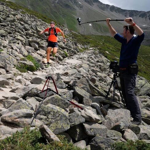 حامل مانفروتو من ألياف الكربون النانوبول in Kuwait