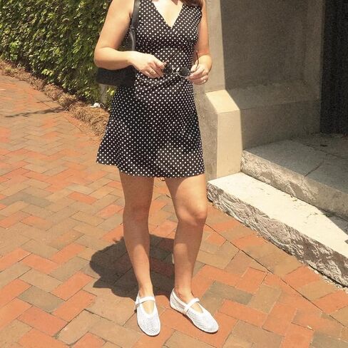 شبكة الباليه المسطحة للنساء مشبك حزام راقصة الباليه الشقق مريح عارضة راقصة الباليه شبكة صيد السمك ماري جين الشقق اللباس اليومي in Kuwait