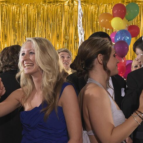 3 حزمة من ستائر خلفية من رقائق الفويل الفضية، ستائر للحفلات، بهرج معدني، خلفية لعيد الميلاد، عيد الميلاد، العازبة، السنة الجديدة، الخطوبة، التخرج، ديكورات حفلات الديسكو، خلفية لامعة in Kuwait