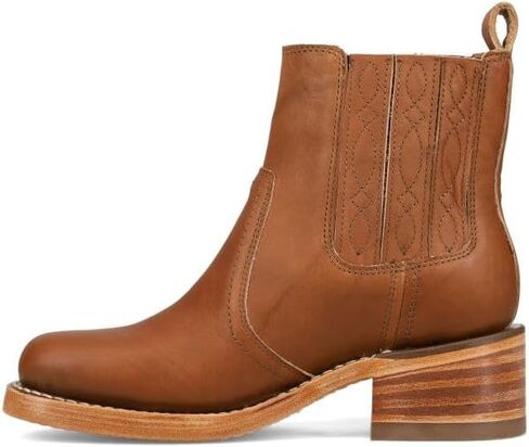 Frye Women's Campus Chelsea Boot in Kuwait