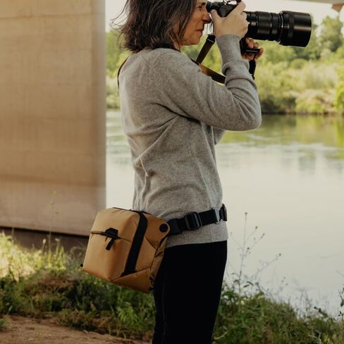 Peak Design Everyday Sling 3L Coyote Sling, Shoulder, or Waist Carry (BEDS-3-CY-3) in Kuwait
