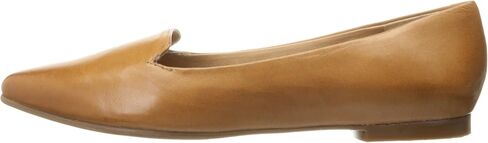 Trotters Women's Harlowe Ballet Flat in Saudi Arabia