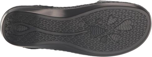 Avenue Women's Sandal in Saudi Arabia