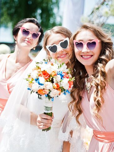 Dunzy 16 Pairs Bachelorette Heart Shaped Sunglasses Bridal Party Sunglasses Bride Accessories Women's Sunglasses in Saudi Arabia