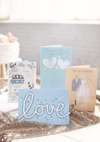 بطاقة الذكرى السنوية الرومانسية من American Greetings (أعظم هدية) in Saudi Arabia