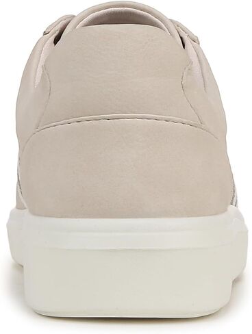 حذاء رياضي نسائي من BZees Happy Friday برباط in Kuwait