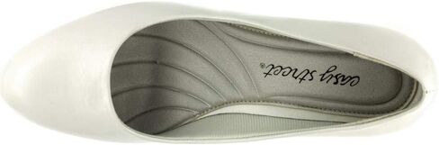 Easy Street Women's Fabulous Pump, White, 6 Wide in Saudi Arabia
