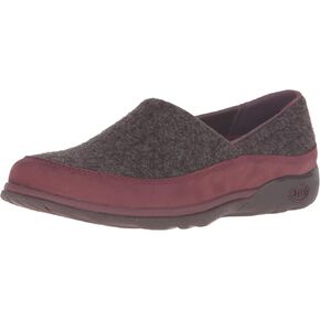 حذاء المشي لمسافات طويلة Sloan-W للسيدات من Chaco in Kuwait