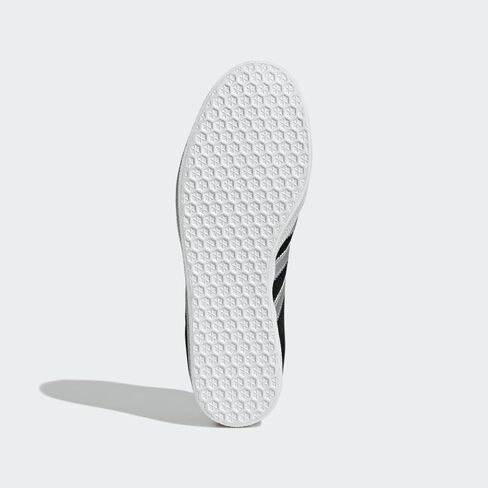 adidas OG Gazelle Women ID7007 (أسود/فضي معدني/F)، مقاس 6.5 in Saudi Arabia