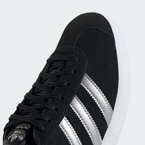 adidas OG Gazelle Women ID7007 (أسود/فضي معدني/F)، مقاس 6.5 in Saudi Arabia