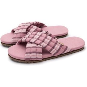 Feelgoodz Women’s Quilted Cross-Strap Indoor/Outdoor Slippers