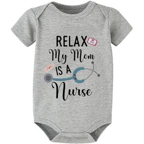 ملابس فضفاضة للرضع من Relax My Mom Is A A Nurse بأكمام قصيرة للأولاد حديثي الولادة، ملابس بيضاء للأطفال الأولاد in Kuwait