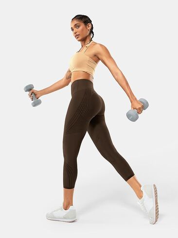 Fanka Body Sculpt ضغط بطول 7/8 من أجل دعم مستهدف للنساء in Kuwait