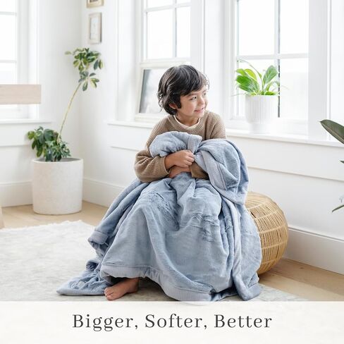 SARANONI | Navy/Gray XL Blanket in Saudi Arabia