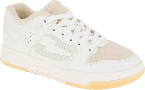 حذاء رياضي Kortni نسائي من BCBGeneration مع أربطة شيفرون in Kuwait