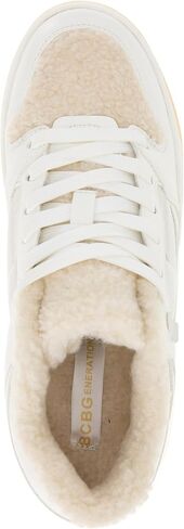 حذاء رياضي Kortni نسائي من BCBGeneration مع أربطة شيفرون in Kuwait