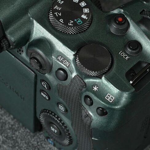 طبقة حماية لجسم الكاميرا لكاميرا Canon R6، ملصق جلدي مضاد للخدش يتضمن قطعتين من واقي الشاشة R6 وأدوات (أخضر) in Saudi Arabia