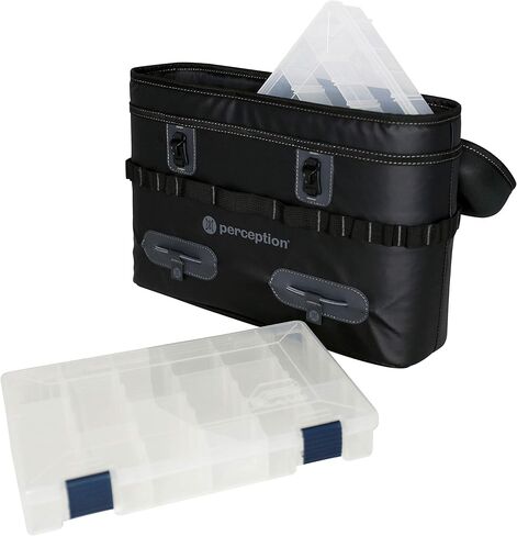 حقيبة السرج من Perception Kayaks | معالجة نظام تخزين قوارب الكاياك الخارجة عن القانون | يحمل صندوقين 3600 بلانو | مقاومة للرذاذ | سحاب علوي |، أسود in Kuwait