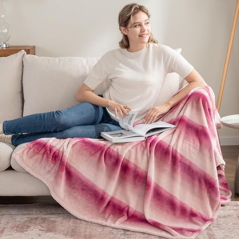 بطانية بيركشاير - بطانية كلاسيكية ثقيلة الوزن ناعمة مطبوعة VelvetLoft® بطانية دافئة من القطيفة، بطانية ناعمة غامضة بحجم مزدوج لسرير الأريكة والأريكة، أخضر وردي تجريدي، 60 بوصة × 90 بوصة in Kuwait