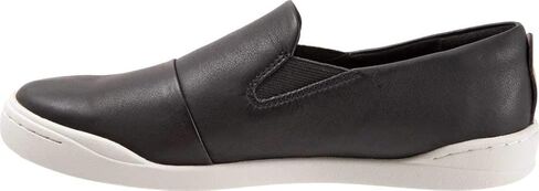 SoftWalk Women's Sneaker in Kuwait
