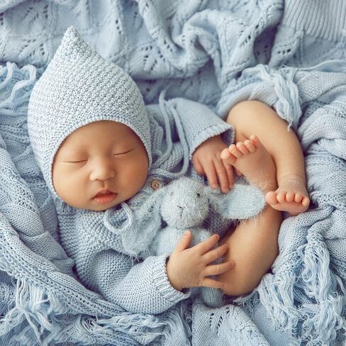 Newborn Photography Props Photo Posing Outfits, 2 PCS Baby Photoshoot Outfits for Posing, New Born Photography Accessories-Romper+Hat (Fits for 0-20 Days Baby) in Saudi Arabia