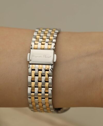 Slim & Feminine Band for Apple Watch 11 10 Se 9 8 7 6 5 4 3, Dressy Metal Band for Women for Apple Watch 42mm 41mm 40mm 44mm 45mm 46mm, Stainless Steel Watch Band for Apple Watch for Small Wrist in Kuwait