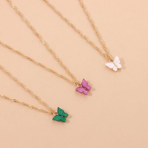 Boho GreenButterfly Necklace Acrylic butterfly Pendant Necklace Green Acrylic Butterfly Necklace Minimalist Gold Twist Chain Necklace Jewelry for Women and Girls in Saudi Arabia
