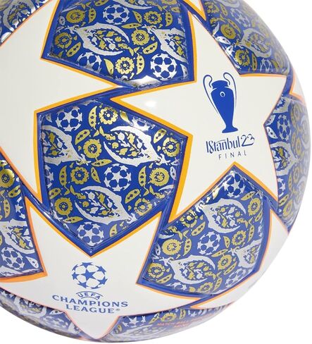 كرة قدم صغيرة من أديداس UCL in Saudi Arabia